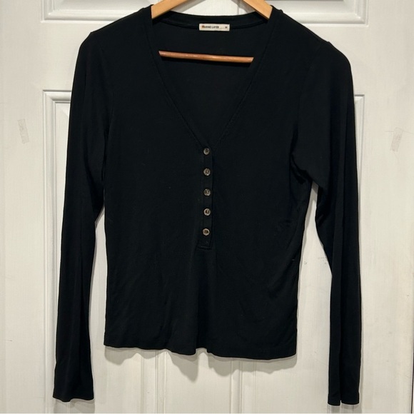 Marine Layer Tops - Marine Layer Lexi Ribbed 5 Button Henley V-Neck Long Sleeve Black Basic Top Sz M